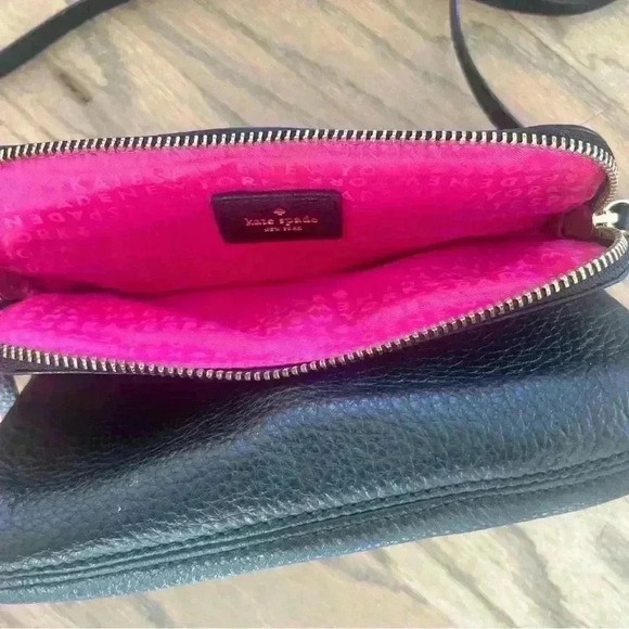 Kate Spade Black Leather Crossbody with Gold Hardware - Picture 9 of 10